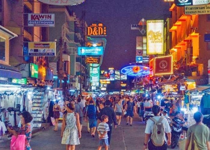Kinh nghiệm mua sắm ở Bangkok - chợ đêm