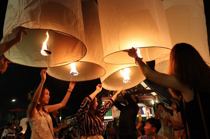 Lễ hội đèn trời Chiang Mai - Mẹo hữu ích khi tham gia lễ hội 