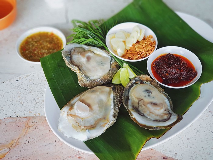 Ẩm thực tại biển Hun Hin rất ngon 