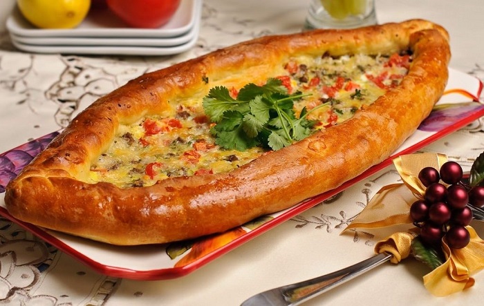 Ẩm thực Thổ Nhĩ Kỳ - Bánh Pide