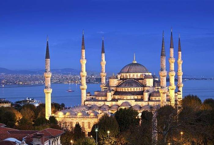 Địa điểm du lịch Thổ Nhĩ Kỳ - Thành phố ISTANBUL vẻ đẹp lung linh mê hoặc vô cùng