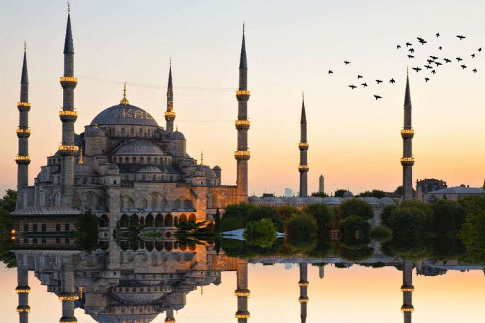 Thổ Nhĩ Kỳ có gì nổi tiếng - Nhà thờ Hồi Giáo Sultan Ahmed nổi tiếng Thổ Nhĩ Kỳ