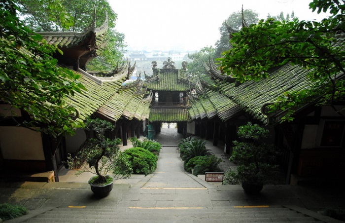 Du lịch Thành Đô Trung Quốc - Phong cảnh thiên nhiên đẹp núi Thanh Thành