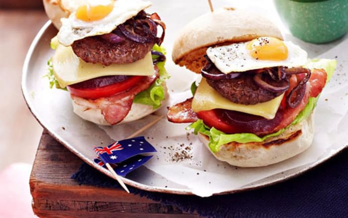 Ăn gì ở Sydney - Hamburger củ dền