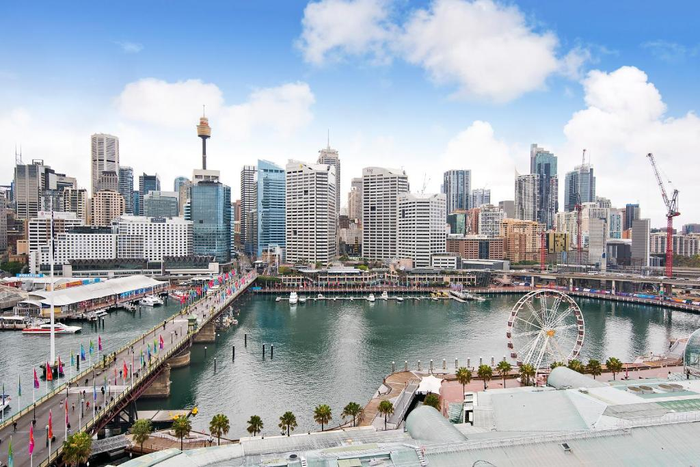 Du lịch úc tháng 2 tham quan Cầu cảng nổi tiếng tại Sydney