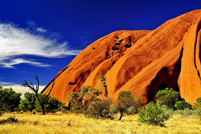 Du lịch úc tháng 7 tham quan Vườn quốc gia Uluru-Kata Tjuta nổi tiếng của Úc