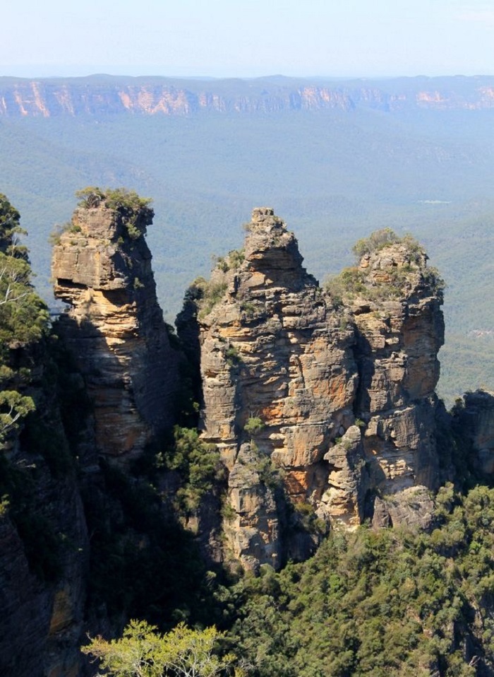 Nui ba chị em tại công viên Blue Mountains