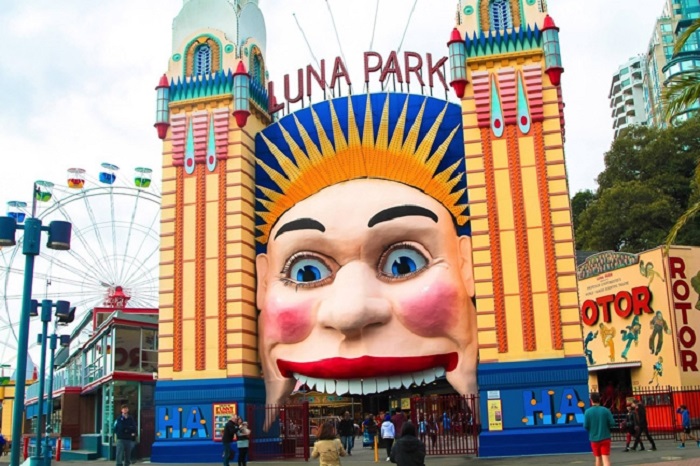 Sydney có gì đặc biệt - Công viên Luna với nhiều loại hình vui chơi giải trí, không gian rộng lớn