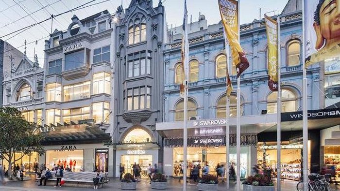 Trung tâm mua sắm ở Melbourne - Các cửa hàng ở phố Bourke.