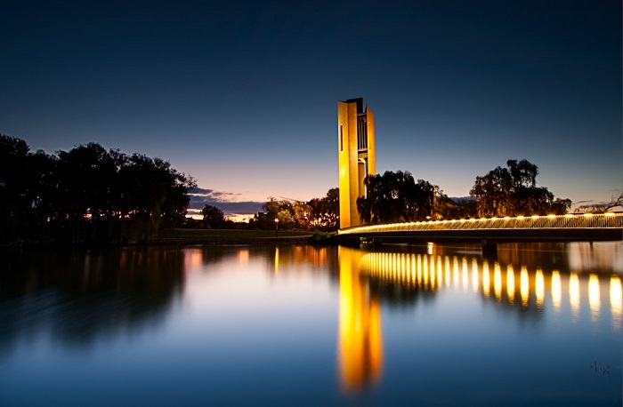 Địa điểm du lịch ở Canberra - Tháp chuông National Carillon gồm có 55 chiếc chuông đồng lớn nhỏ khác nhau. 