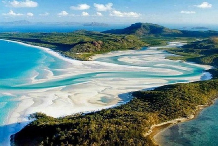 Cảnh đẹp nước Úc - Bãi biển Whitehaven and Whitsundays có bãi cát cực kỳ mịn và mềm