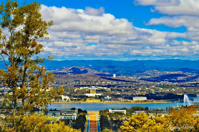 Địa điểm du lịch ở Canberra - Núi Ainslie cao 843m, nằm ở phía đông bắc của thủ đô Canberra