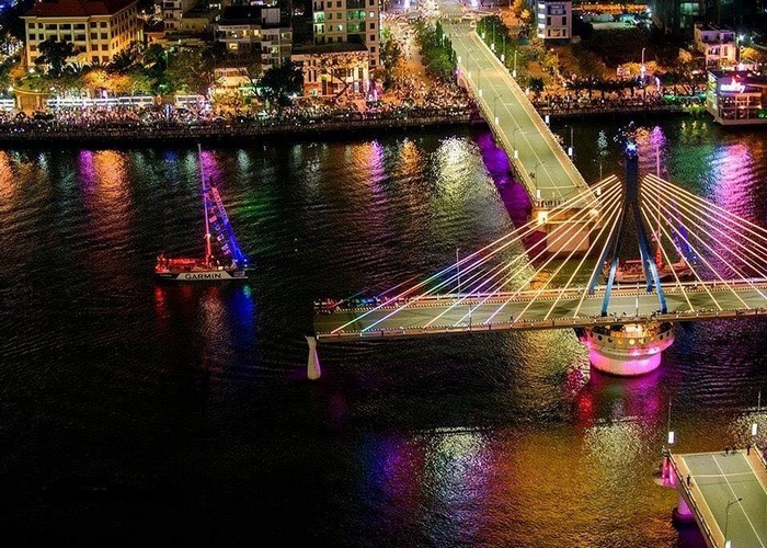 Cầu quay sông Hàn 