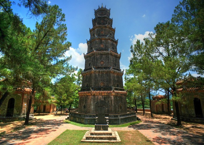 Chùa Thiên Mụ 