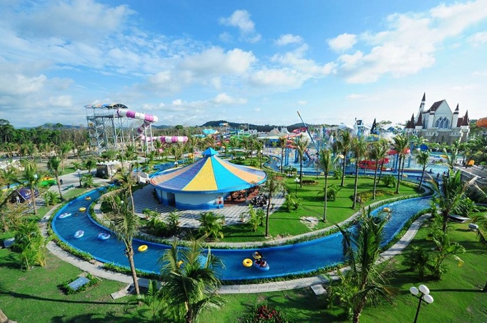 Vui chơi tại Vinpearl Land Phú Quốc