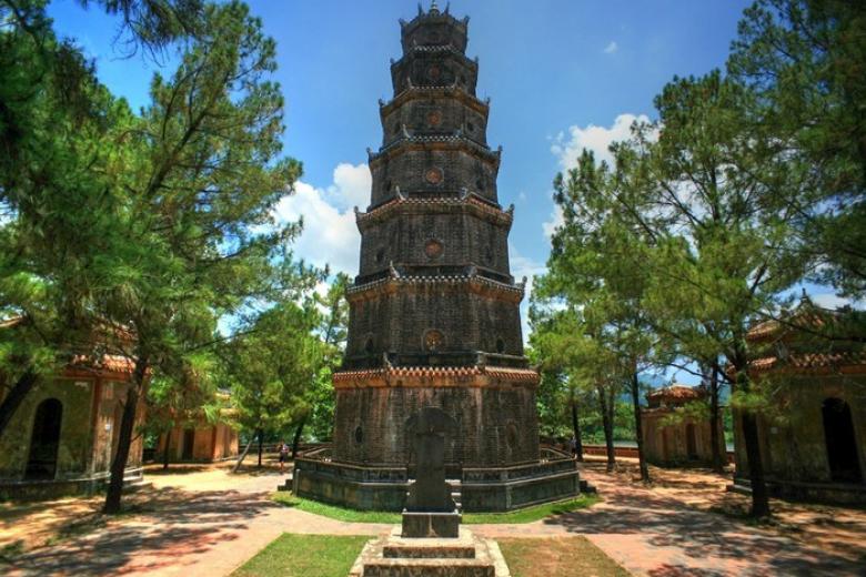 chùa thiên mụ