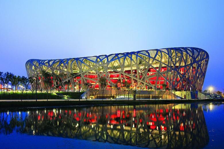 sân vận động tổ chim