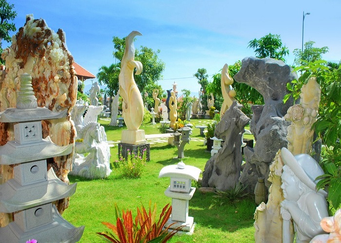 Làng nghề điêu khắc đá Non Nướ