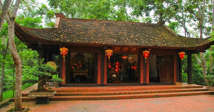 Đền An Mạ- điểm du lịch tâm linh trên hồ Ba Bể