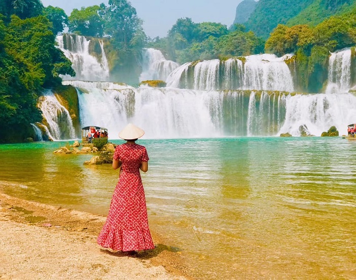 Khám phá vẻ đẹp thác Bản Giốc 