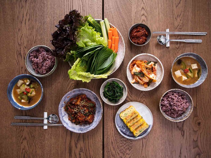 Thưởng thức ẩm thực Hàn Quốc