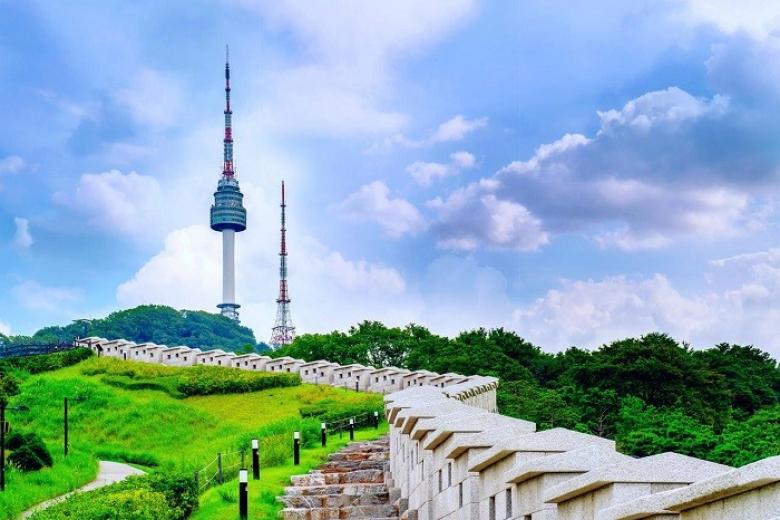 Tháp NamSan