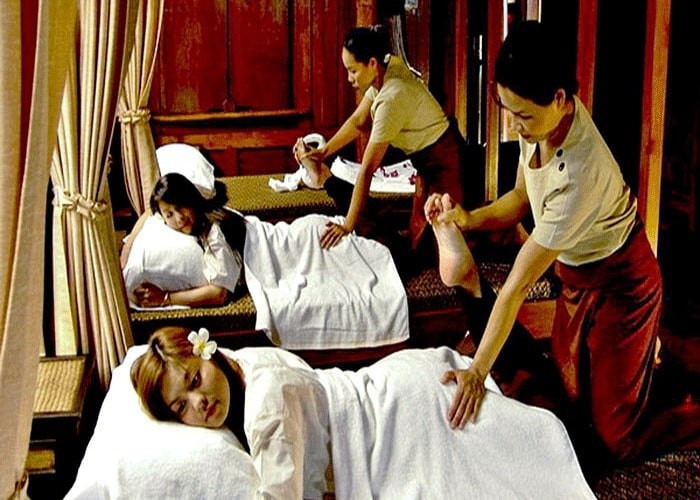 Massage Thái cổ truyền