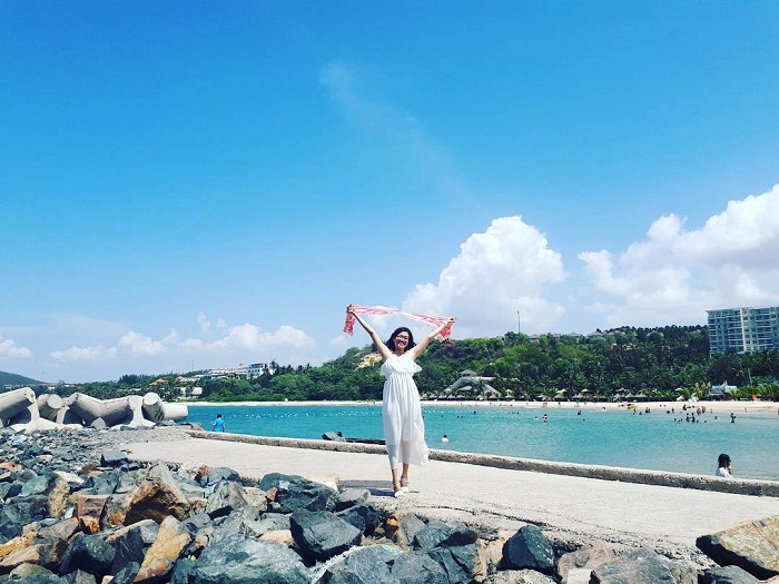 Bãi đá ông Địa