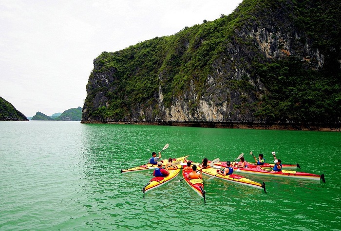 Trải nghiệm chèo thuyền kayak