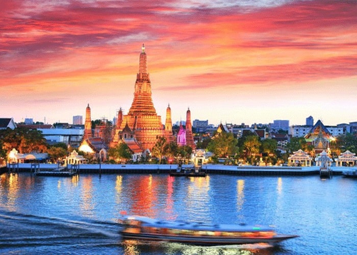Du thuyền trên dòng sông huyền thoại