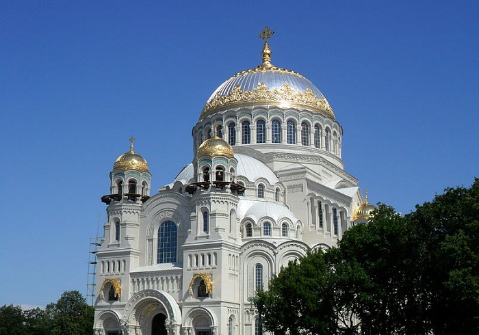 nha-tho-thanh-nicholas