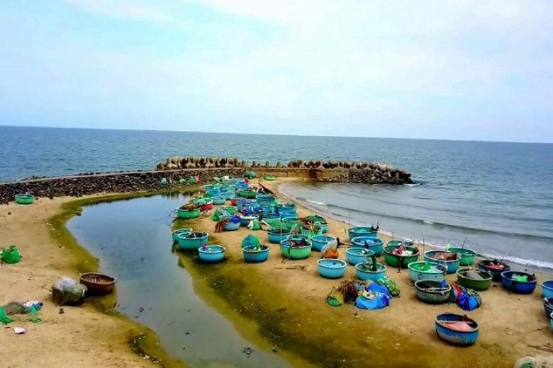 Bãi đá Ông Địa