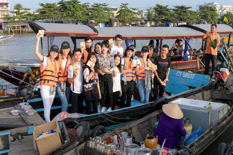 chợ nổi cái răng