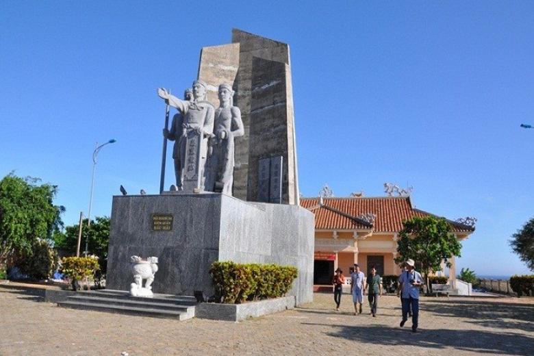 Nhà trưng bày hải đội Hoàng Sa Bắc Hải