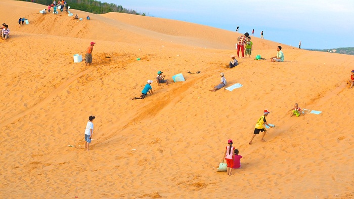 Trải nghiệm trượt cát