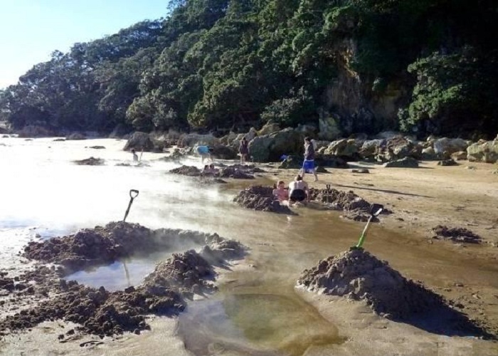 Bãi Suối Nóng bai-suoi-nong