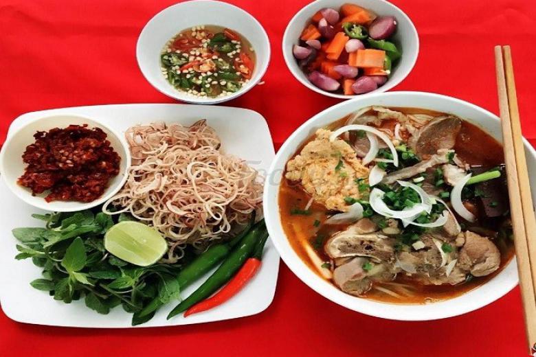 Bún bò Huế
