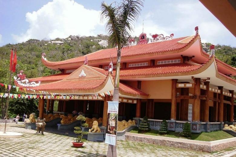 Đình Thần Thắng Tam