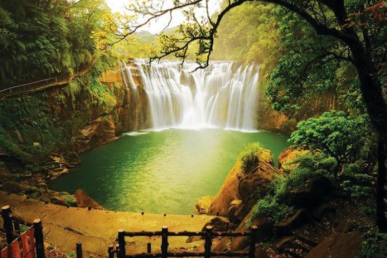 Thác nước Thập Phần