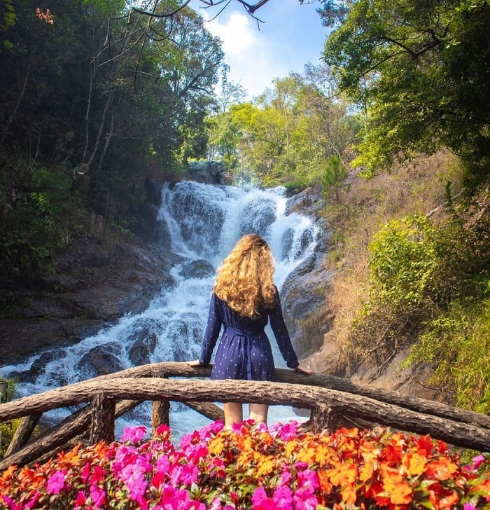 Vẻ đẹp lôi cuốn của thác Datanla