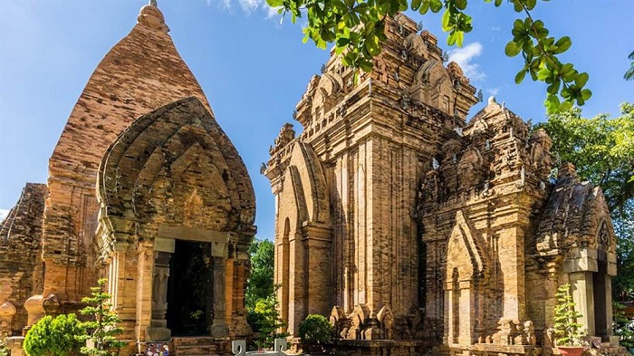 Tháp Bà Ponagar