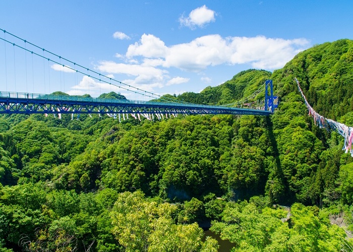 Cầu treo lớn Ryujin