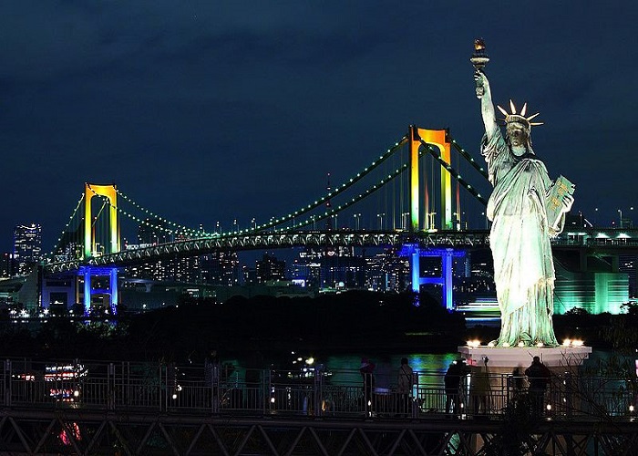 Đảo nhân tạo Odaiba