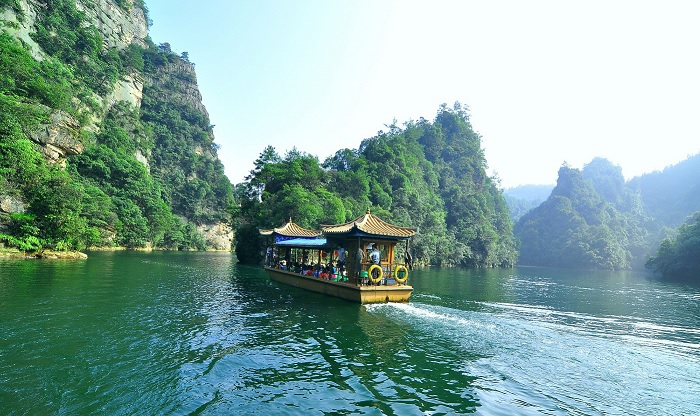 Du lịch Trung Quốc ngắm nhìn vẻ đẹp của Hồ Bảo Phong