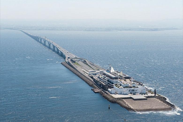 Kỳ quan nhân tạo Tokyo Bay Aqua Line