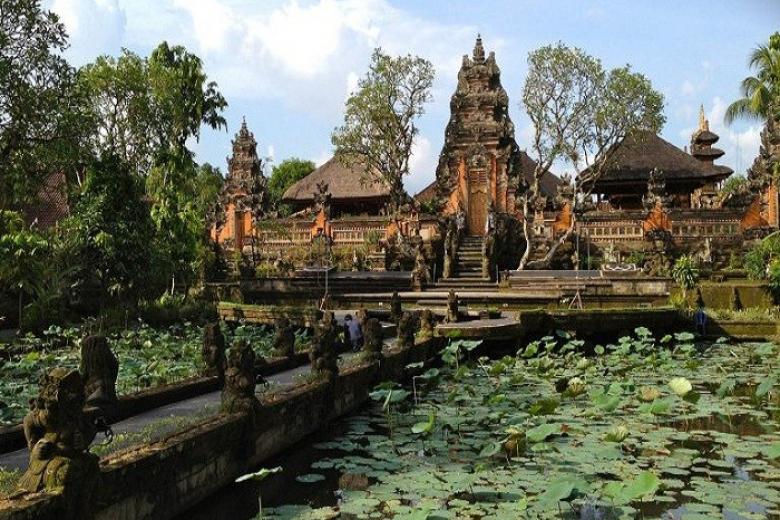Cung điện Ubud