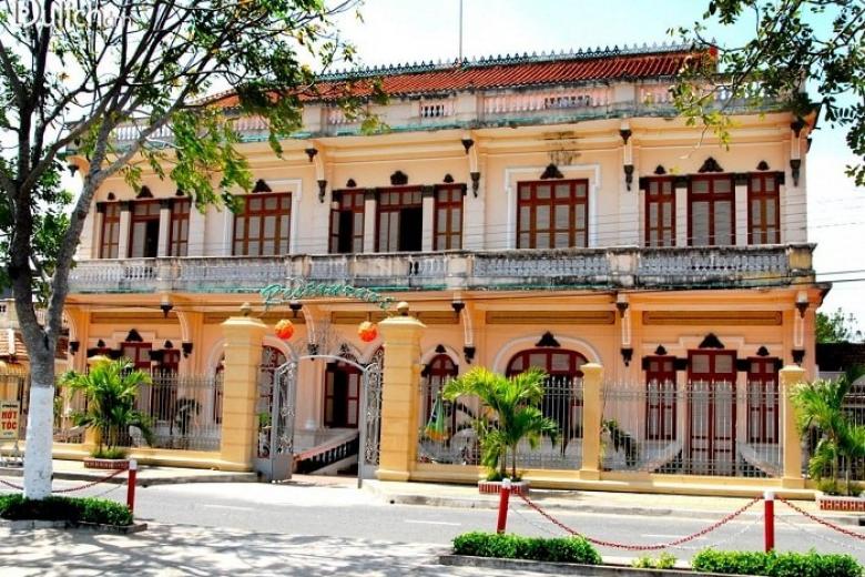 Nhà Công tử Bạc Liêu