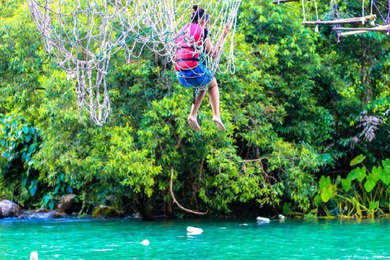 Suối Nước Moọc