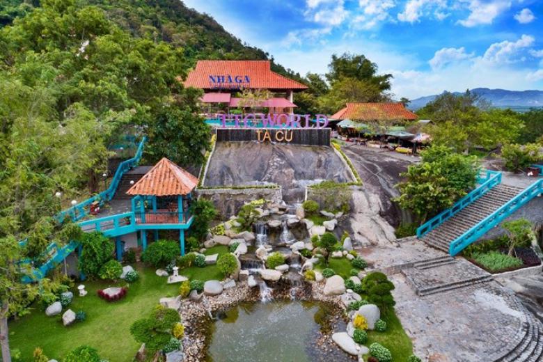 Khu du lịch Tà Cú