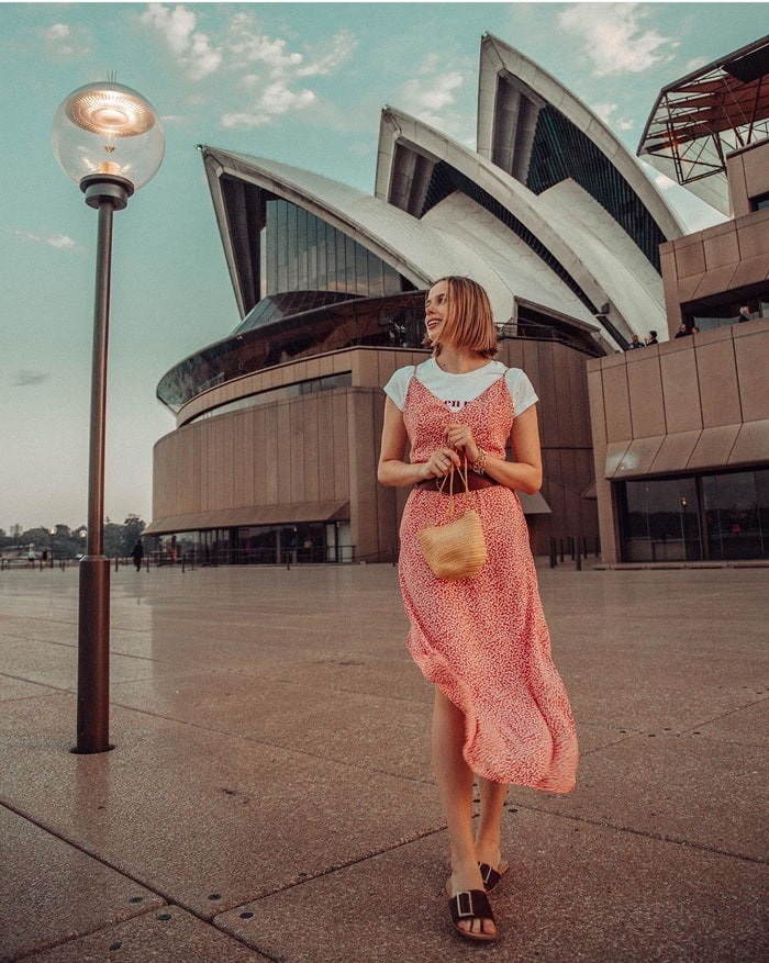 Check-in nhà hát con sò